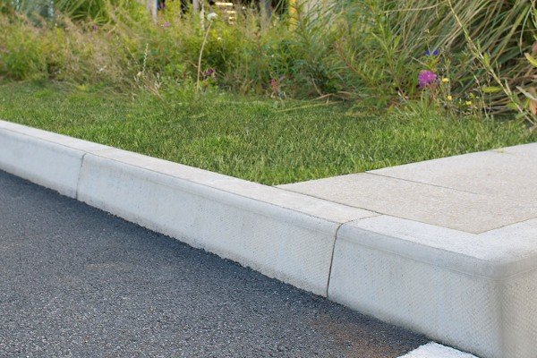 Kerbstone Installation Services in Qatar